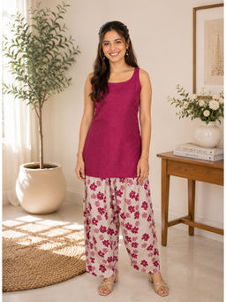 MYSHKA - Women Wine Sleeves Self Design Woven Kurta With Farsi Salwar