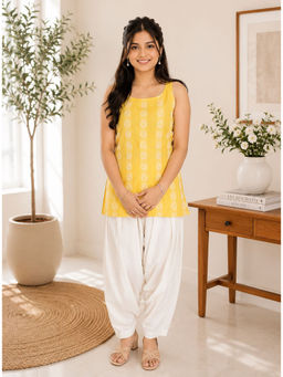 MYSHKA - Women Yellow Sleeves Self Design Woven Kurta With Farsi Salwar