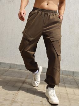 Hubberholme - Men Relaxed Straight Leg Loose Fit Mid Rise Cotton Cargos Trousers