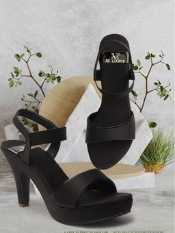 XE Looks - Stylish and Glamorous Design Cut High Heels Sandal