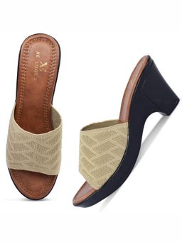 XE Looks - Graceful and Elegant Fly-Knit Design Wedge Heel Sandal