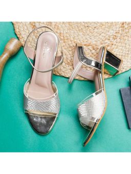 XE Looks - Bold and Eye-Catching Design Block Heels Sandal