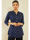 Navy Blue color option, Currently selected