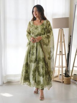 Odette - Women Green Organza Floral Anarkali Kurta and Dupatta (Set of 2)