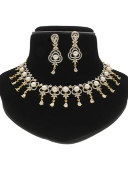 Sri Jagdamba Pearls - Lustrous Pearl Jewellery Set