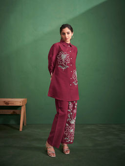 KAFTANIZE - Maroon Embroidered Thread Work Kurta with Pants (Set of 2)