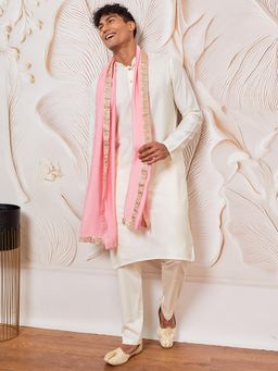 Vastramay - Solid Kurta with Pant and Pink Embroidered Dupatta