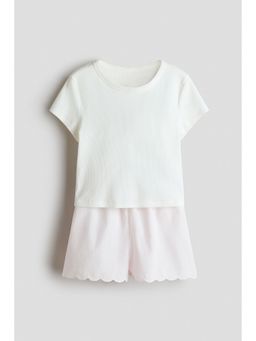 H&M - Girls White T-Shirt With Shorts
