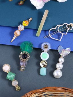 Yellow Chimes - 7 Pcs Assorted Designs Fine Quality Hair Clips Fashion Hair Accessories