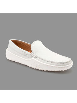 Ruosh - White Driver Casual Loafers For Men