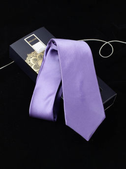 PELUCHE - Classy Crimson Necktie For Men