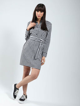 Sera - Women Black Checks Mini Dress with Belt
