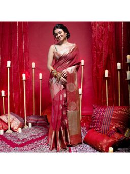 Boveee - Women Maroon Cotton Woven Saree Without Blouse