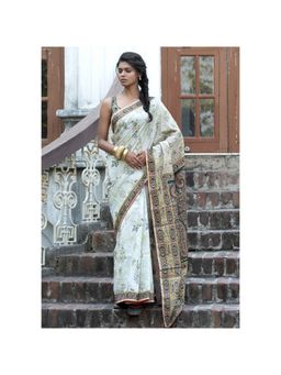 Boveee - Women Green Silk Floral Printed Saree Without Blouse