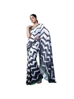 Boveee - Women Black Georgette Geometric Printed Saree Without Blouse