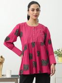 Pink color option, Currently selected