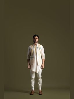 PAARSH - Men Cream Dragonfly Kurta With Pant And Nehru Jacket