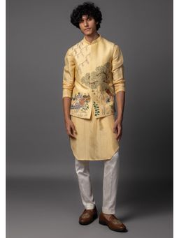 PAARSH - Men Yellow Ram Sita Kurta With Pant And Nehru Jacket