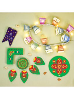 Indigifts - Happy Diwali Toran with Hanging Lights and Green Rearrangeable Rangoli (Set of 15)