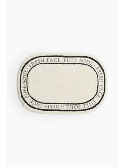 H&M - Home Beige Tufted Bath Mat