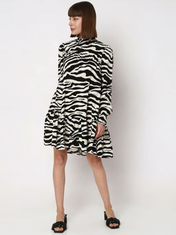 VERO MODA - Black & White High Neck Shift Dress