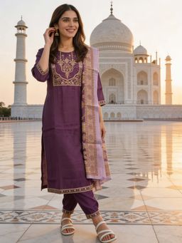 Rangita - Women Purple Embroidered Straight Kurta Pant And Dupatta