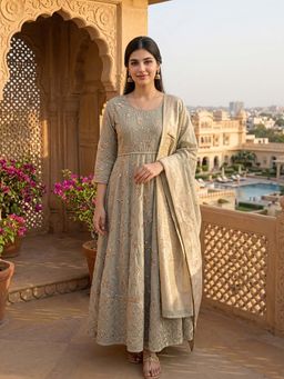 Rangita - Women Grey Embroidered Anarkali Kurta Pant And Dupatta