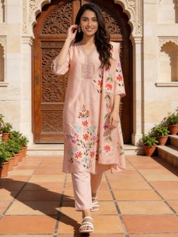 Rangita - Women Pink Embroidered Straight Kurta Pant And Dupatta