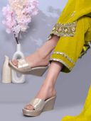 Gold color option