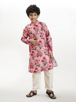 Bittu by Bhama - Peach Floral Kurta and Pyjama