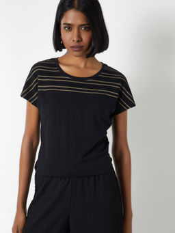 max - Black Stripes Round Neck T-Shirt