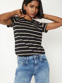 Black color option, Sold out, Currently selected