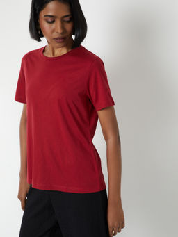 max - Red Solid/Plain Round Neck T-Shirt