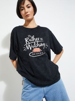 max - Black Typography Round Neck T-Shirt