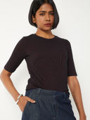 Black color option, Sold out, Currently selected