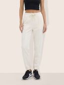 Cream color option, Currently selected