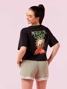 Enamor - Short Sleeve Crew Neck Crop length Slip on Square T-Shirt For Women - E3G5