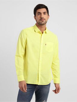 Levi's - Men Solid Yellow Slim Shirt