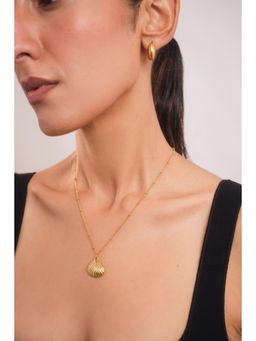 AURA STUDIO - Coral Charm Necklace