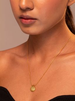 AURA STUDIO - Shell Necklace