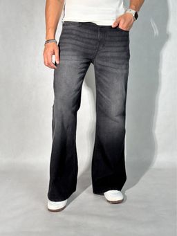 Off Duty India - Drift Bootcut Jeans - Black