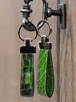 Sassora - Green Solid Leather Keychain
