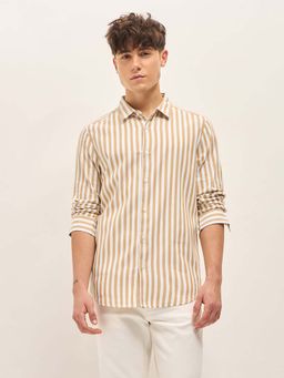 The Bear House - Men Striped Slim Fit Casual Shirt