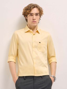 The Bear House - Mens Yellow Solid Tailored Fit Formal Shirt