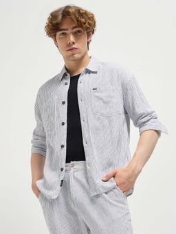 The Bear House - Men Striped Regular Fit Casual Shirt