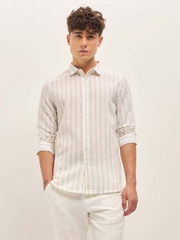 The Bear House - Men Striped Slim Fit Casual Shirt