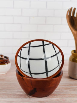 The Pitara Project - Serving Bowl Wooden B & W Checks
