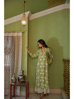 Kapraaha - Green Floral Tunic with Palazzo (Set of 2)