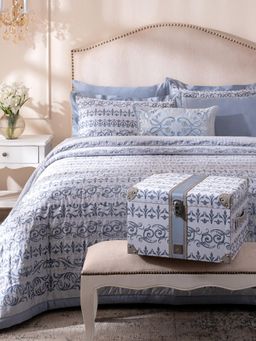 Maspar - Blue Quilt + 2 Pillow Shams + Bed Sheet + 2 Pillow Cover + 1 Cushion Cover + 1 Box (Double)