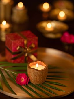 Niana - Oak Aura Candle
